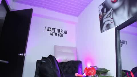 zamira_taylor online show from February 26, 1:53 am