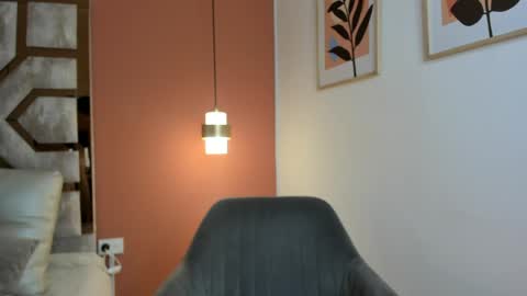 zamira_taylor online show from May 17, 8:38 pm