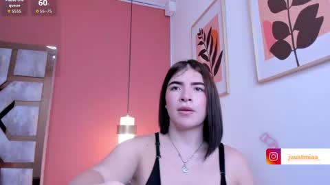 zamira_taylor online show from May 24, 4:06 am
