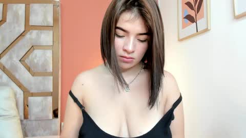 zamira_taylor online show from May 24, 9:09 pm
