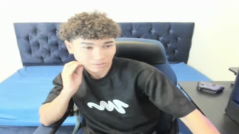 Snapshot of zammcito_ chatting on January 20, 5:37 am zamm online show from January 20, 5:37 am