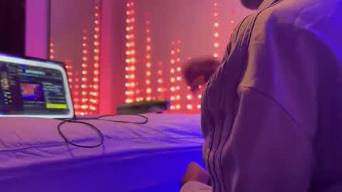 Edii online show from December 20, 11:50 am