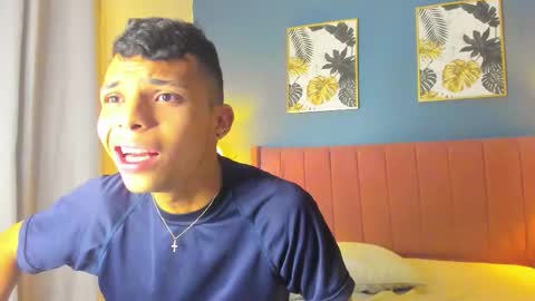 Snapshot of zan_shellby chatting on November 17, 2:50 am zan_shellby online show from November 17, 2:50 am