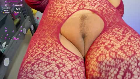 Snapshot of zandraa_milf chatting on February 3, 12:21 pm Zandra online show from February 3, 12:21 pm