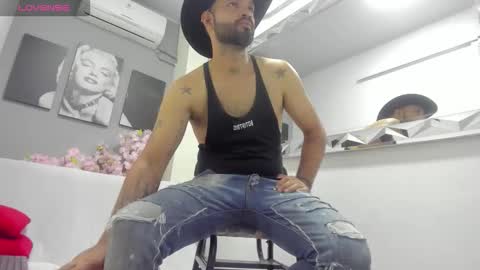 zane_cross online show from October 21, 10:27 am