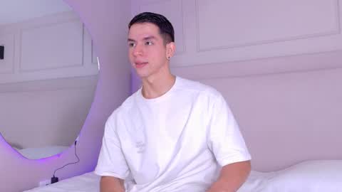 Zane Dawson online show from September 24, 3:54 am