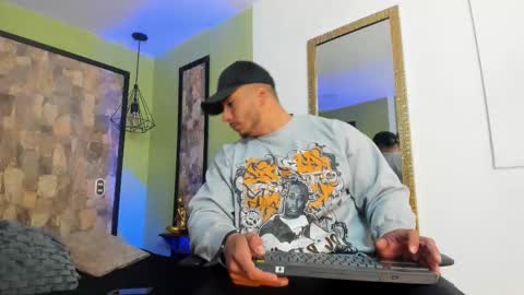 zanemaverick online show from December 2, 11:48 am