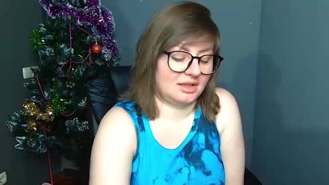 zannadreil online show from January 14, 7:08 pm