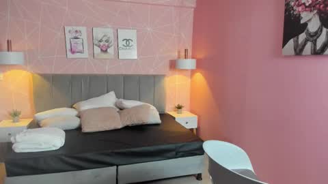 Zara Sweet  online show from November 1, 1:13 pm