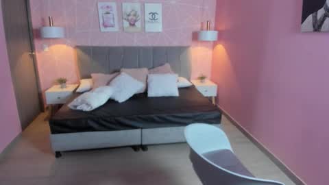 Zara Sweet  online show from January 14, 12:33 pm