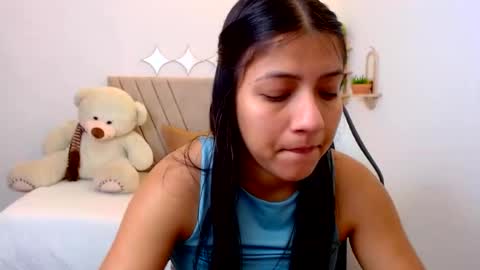 Snapshot of zara_cute18 chatting on July 15, 12:10 pm Zara online show from July 15, 12:10 pm