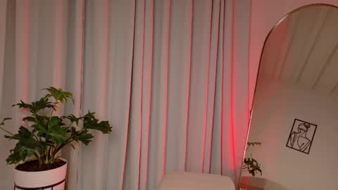 Snapshot of zara_nova chatting on February 3, 2:53 am Zara Nova online show from February 3, 2:53 am