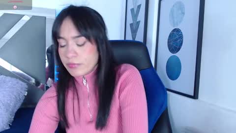 Snapshot of zaradames_ chatting on February 16, 6:21 am zaradames_ online show from February 16, 6:21 am