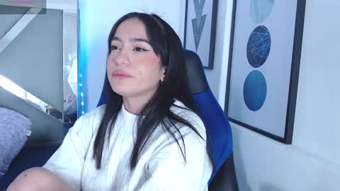 Snapshot of zaradames_ chatting on February 18, 8:59 am zaradames_ online show from February 18, 8:59 am