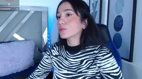 Snapshot of zaradames_ chatting on February 21, 5:46 am zaradames_ online show from February 21, 5:46 am