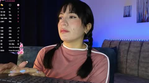 Snapshot of zaradames_ chatting on September 30, 4:28 am zaradames_ online show from September 30, 4:28 am