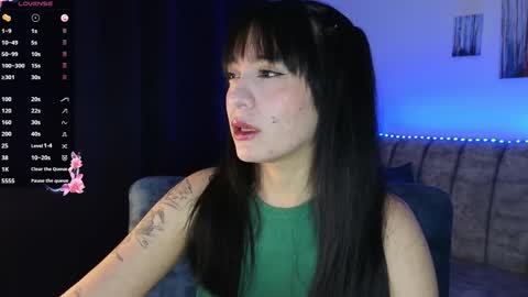 Snapshot of zaradames_ chatting on October 5, 3:16 am zaradames_ online show from October 5, 3:16 am