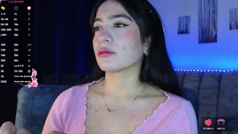 Snapshot of zaradames_ chatting on October 8, 2:53 am zaradames_ online show from October 8, 2:53 am