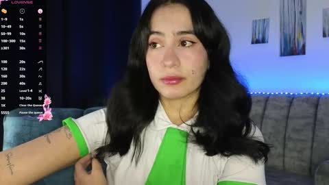 Snapshot of zaradames_ chatting on October 27, 2:37 am zaradames_ online show from October 27, 2:37 am