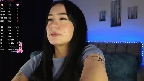 Snapshot of zaradames_ chatting on November 5, 4:23 am zaradames_ online show from November 5, 4:23 am