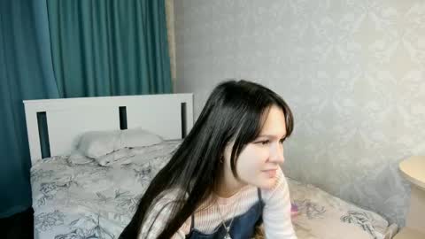 Vina Rini online show from February 9, 2:40 pm
