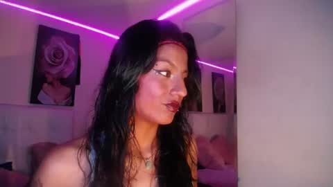 Zarah online show from June 9, 1:12 pm
