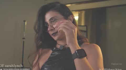 Miss Lynch   Next show  2911 online show from November 6, 10:10 pm