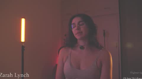 Snapshot of zarahlynch chatting on February 18, 2:18 am Miss Lynch Next show 2911 online show from February 18, 2:18 am