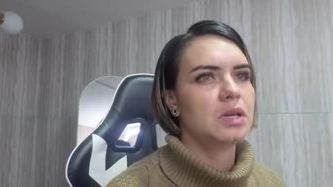 Isabella online show from February 12, 12:44 pm