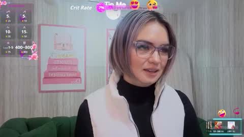 Isabella online show from March 14, 1:05 pm