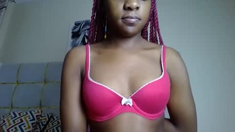 zariah online show from July 11, 9:49 pm