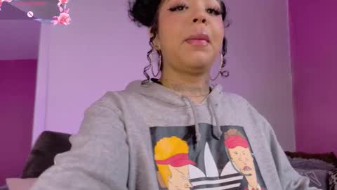 zaya_1 online show from February 12, 1:39 pm