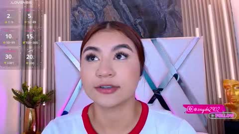 Snapshot of zayda_ chatting on December 21, 2:24 pm Zayda online show from December 21, 2:24 pm