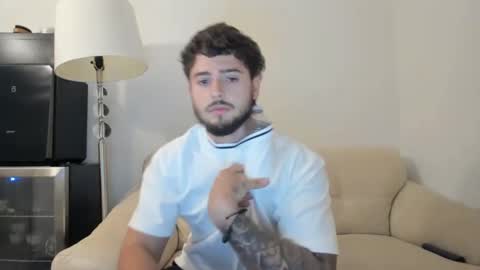 Snapshot of zaylanez chatting on December 10, 3:41 am Zay lanez online show from December 10, 3:41 am