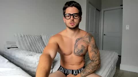 Snapshot of zaylanez chatting on September 13, 7:24 pm Zay lanez online show from September 13, 7:24 pm