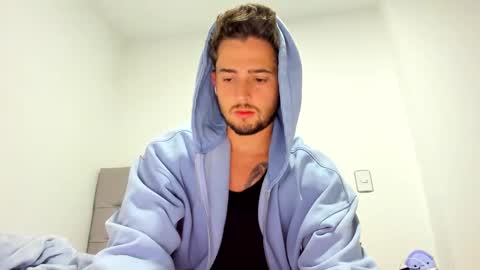 Snapshot of zaylanez chatting on October 24, 3:36 am Zay lanez online show from October 24, 3:36 am