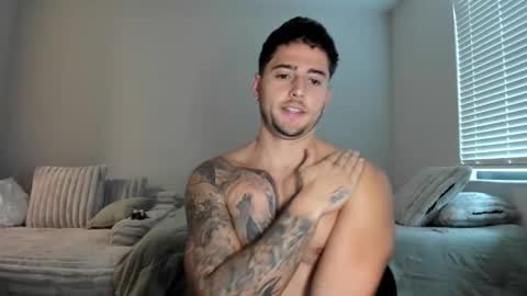 Snapshot of zaylanez chatting on January 13, 7:19 pm Zay lanez online show from January 13, 7:19 pm