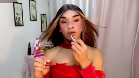 Snapshot of zaynelustts chatting on December 2, 9:58 am zaynelustts online show from December 2, 9:58 am