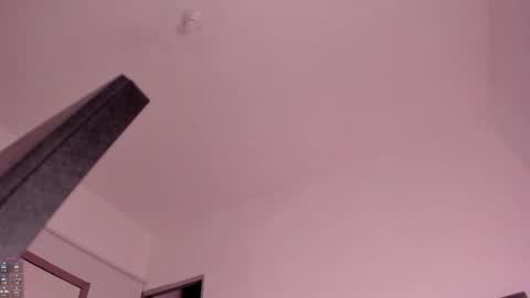 Snapshot of zayotto chatting on February 27, 7:19 am Hii im Zay. I save money for education. PVT Open. online show from February 27, 7:19 am