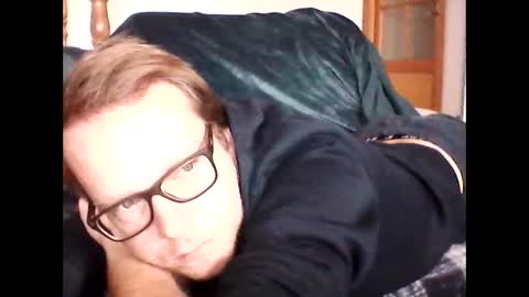 Snapshot of zblondyfrenchy chatting on January 18, 12:36 pm zblondyfrenchy online show from January 18, 12:36 pm