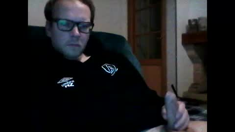 Snapshot of zblondyfrenchy chatting on January 20, 9:32 pm zblondyfrenchy online show from January 20, 9:32 pm