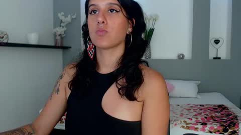 Karolyne online show from February 10, 2:26 pm