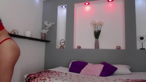 Karolyne online show from February 19, 4:33 pm