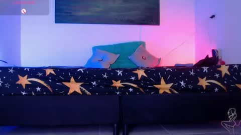 Karolyne online show from July 17, 12:17 am
