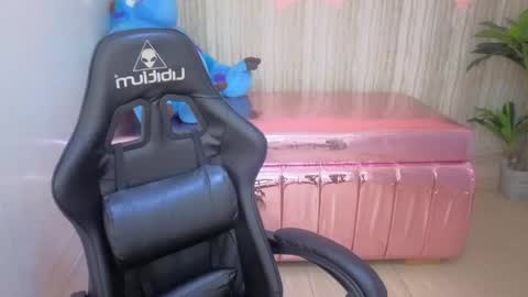 Zedin online show from April 27, 12:58 pm