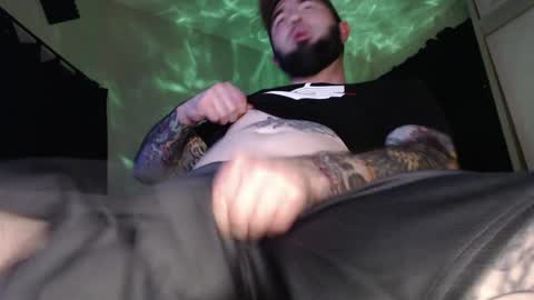 Snapshot of zedizded chatting on January 5, 4:04 am zedizded online show from January 5, 4:04 am