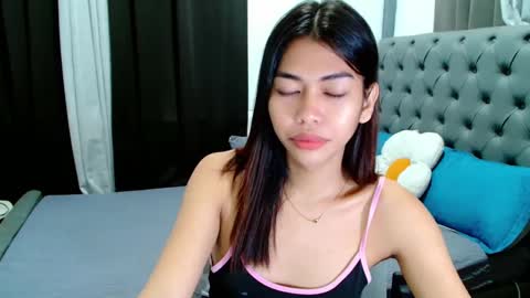 Zo online show from March 10, 1:43 pm