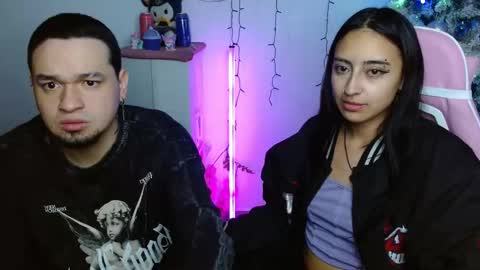 Zelda And Kuro online show from November 29, 5:10 am