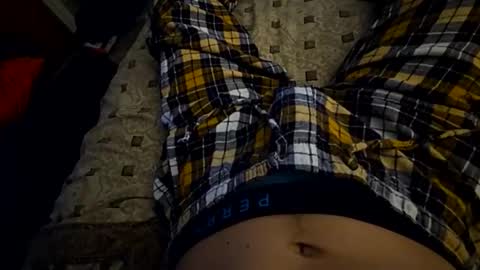 Snapshot of zemtseff1290 chatting on February 4, 10:21 am zemtseff1290 online show from February 4, 10:21 am