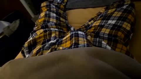 Snapshot of zemtseff1290 chatting on February 14, 9:06 am zemtseff1290 online show from February 14, 9:06 am